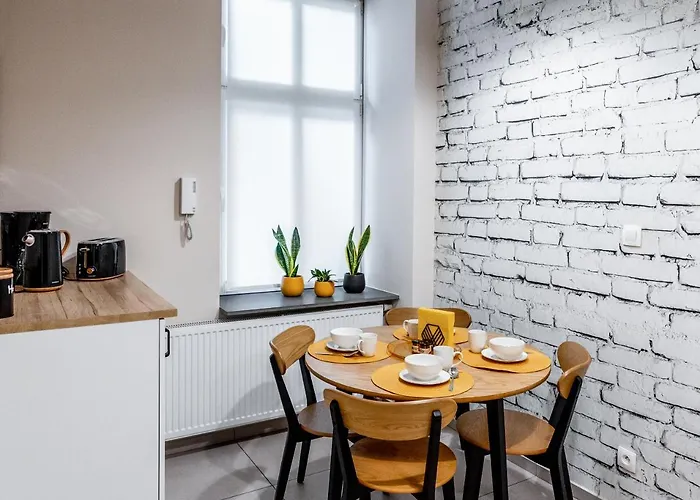 Beeapartments Dlugosza 11