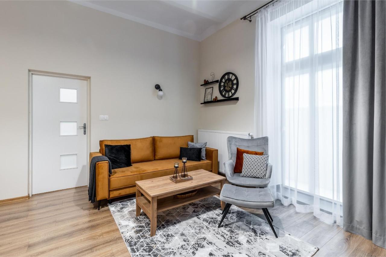 Beeapartments Dlugosza 11 *