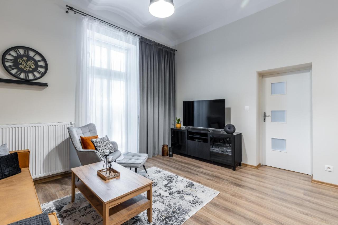 Apartment Beeapartments Dlugosza 11